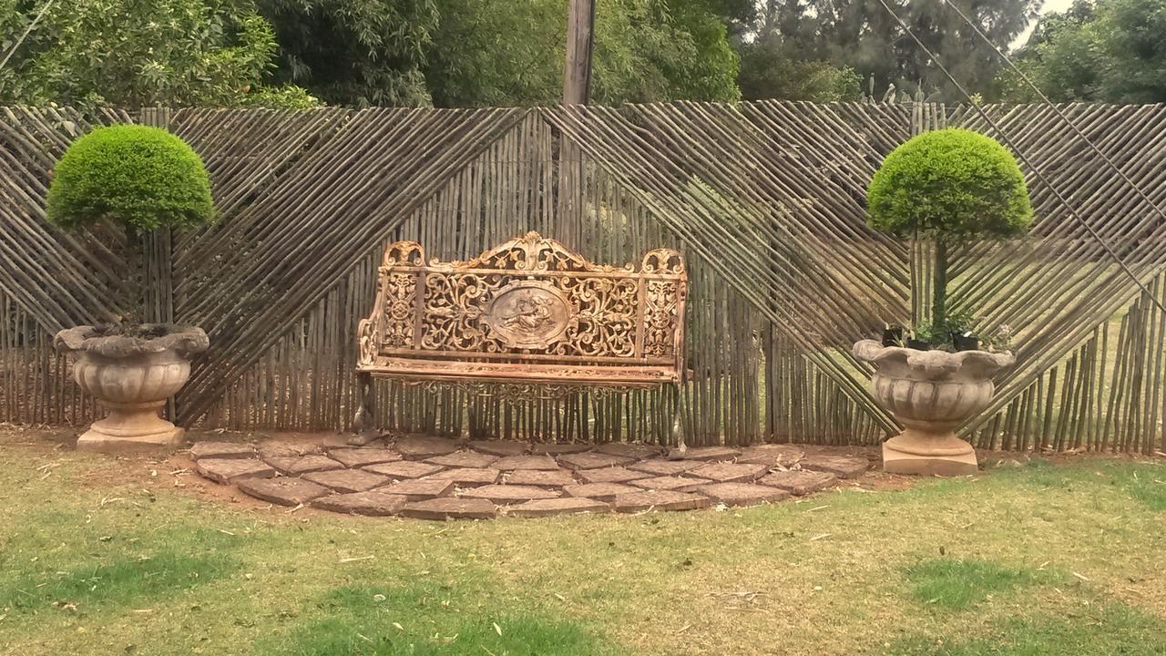 African Flair Country Lodge Piet Retief Exterior foto